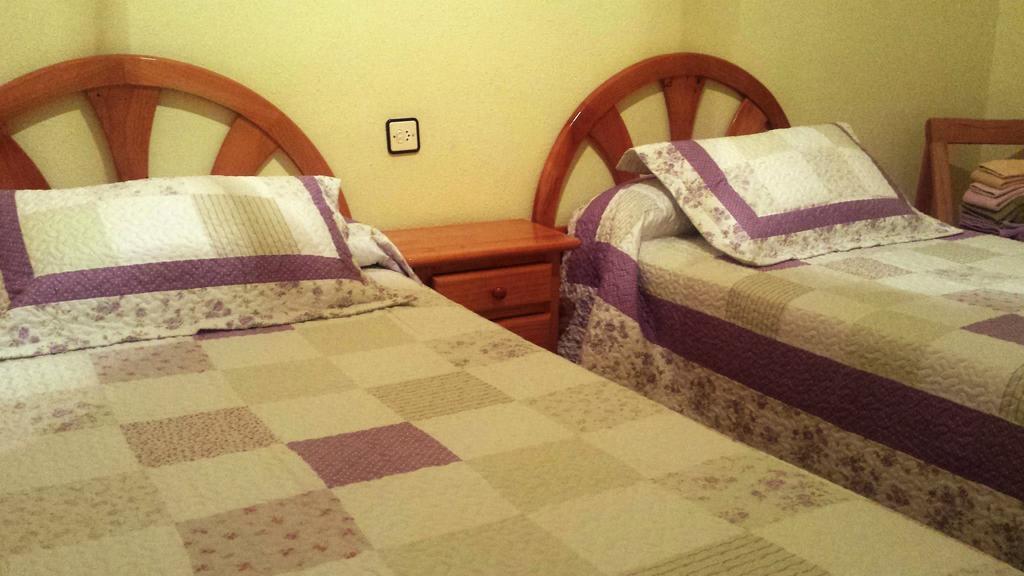 Hostal Rural Casa Castro Alberuela de la Liena Zimmer foto