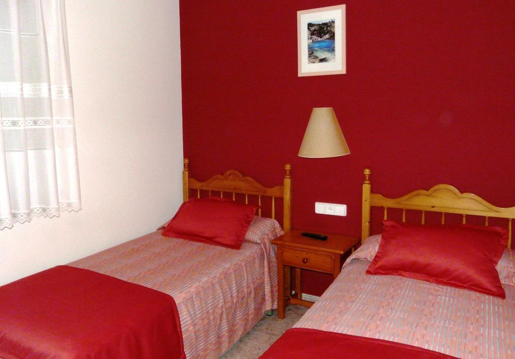 Hostal Rural Casa Castro Alberuela de la Liena Zimmer foto