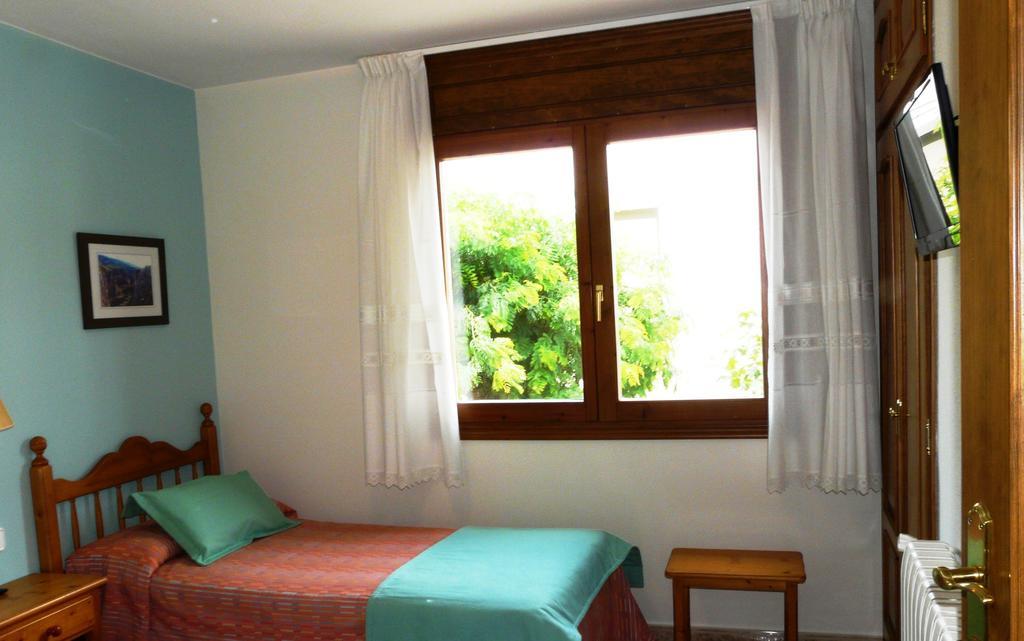 Hostal Rural Casa Castro Alberuela de la Liena Zimmer foto