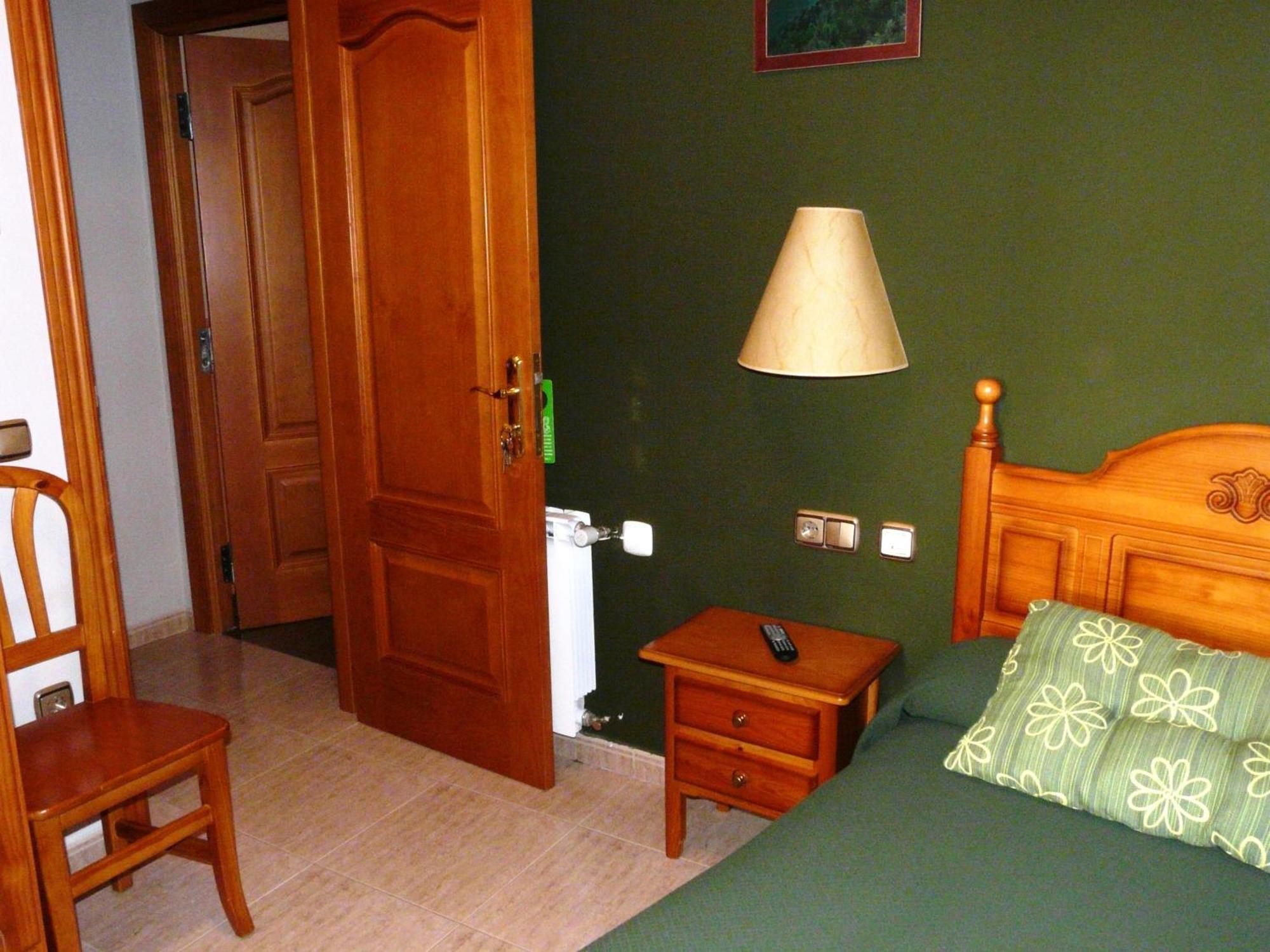Hostal Rural Casa Castro Alberuela de la Liena Zimmer foto