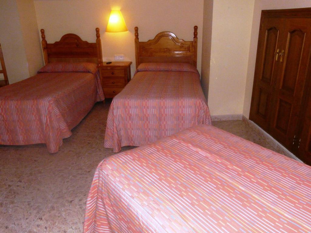 Hostal Rural Casa Castro Alberuela de la Liena Zimmer foto
